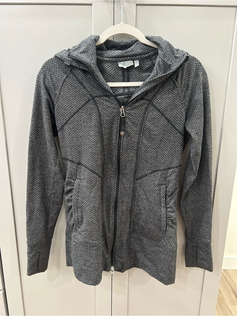 Athleta Black White Textured Full Zip Hoodie Jacket Small S Thumbholes Wrap Neck